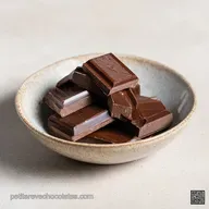 Chocolat au lait fait maison : La recette cr&eacute;meuse et temp&eacute;r&eacute;e