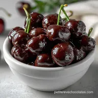 Chocolate Cherries : Cerises Enrob&eacute;es Noir Parfaites