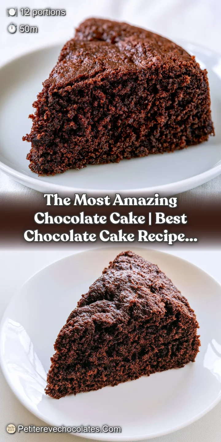 Gros plan sur un c&oelig;ur de chocolat fondant et chaud s'&eacute;coulant d'un biscuit moelleux &agrave; la texture riche et dense.